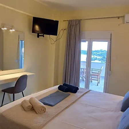 Kavourakia Apart Otel Kolios