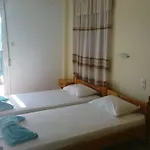 Aparthotel Kavourakia