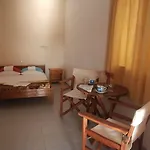 Aparthotel Kavourakia