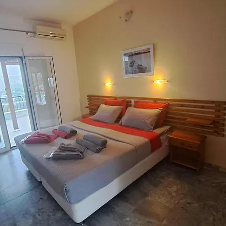 Kavourakia Апарт-отель Колиос