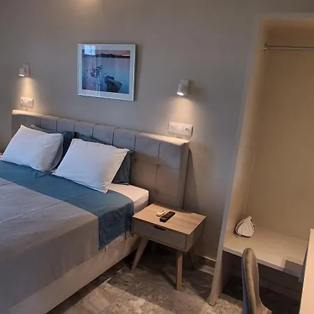 Aparthotel Kavourakia