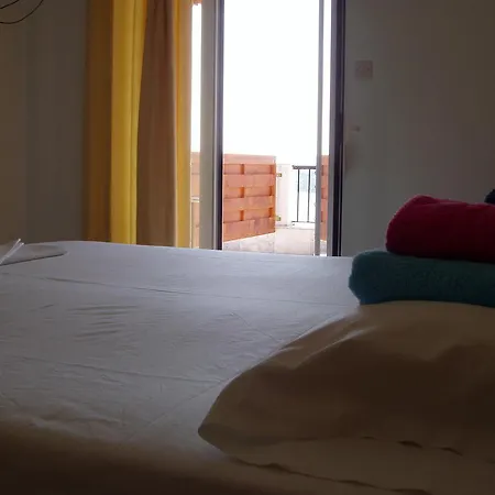 Aparthotel Kavourakia Kolios