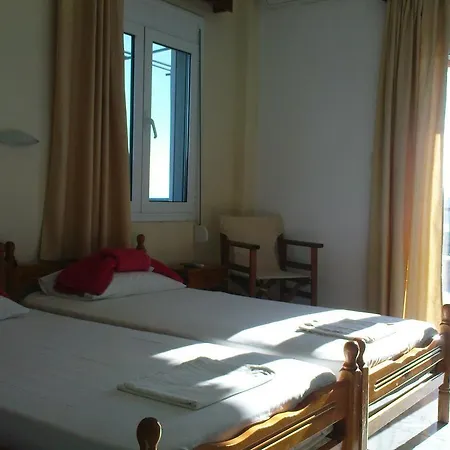 Aparthotel Kavourakia 2*