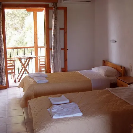 Kavourakia Aparthotel Kolios