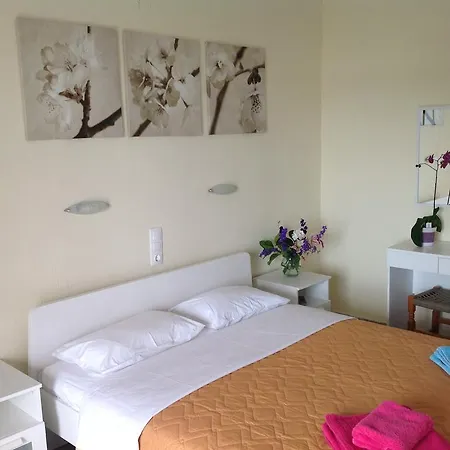 Kavourakia Aparthotel 4*