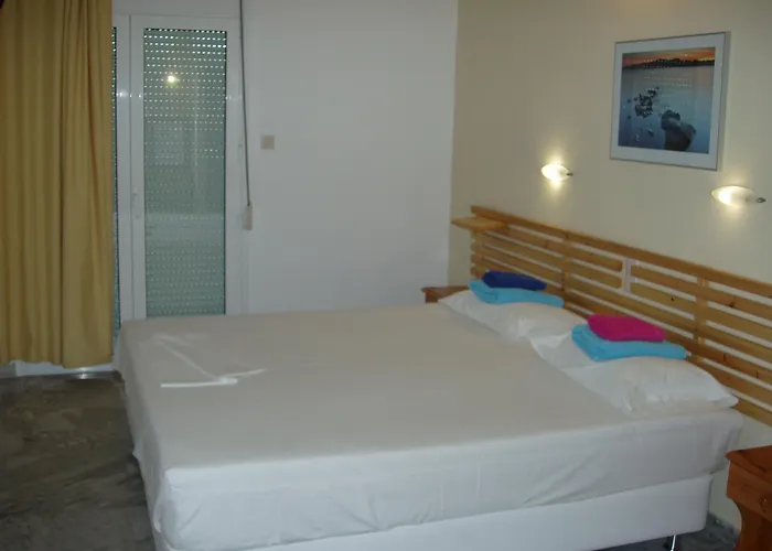 Lejlighedshotel Kavourakia Kolios